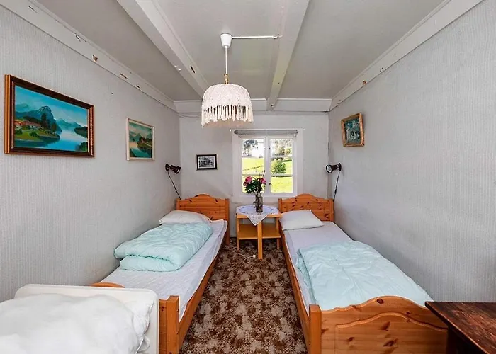 8 Person In Liabygda-by Traum * Eidsdal